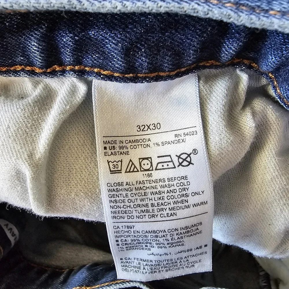 Old Navy Straight Built In Tough Built In Flex Medium Wash Jeans Size Men 32x30